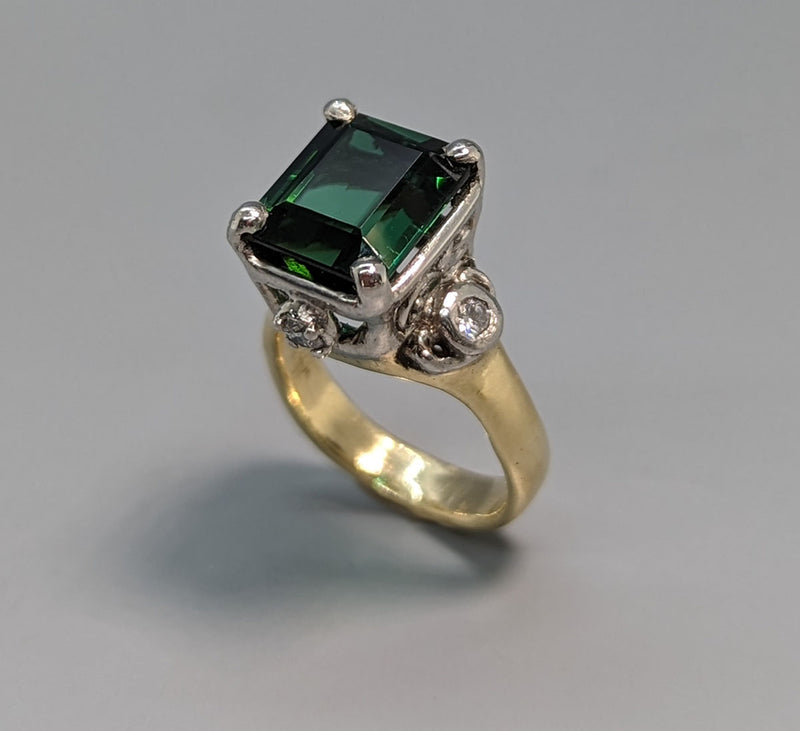 Very Fine Tourmaline, Platinum, 14kt Gold Ring with Diamonds