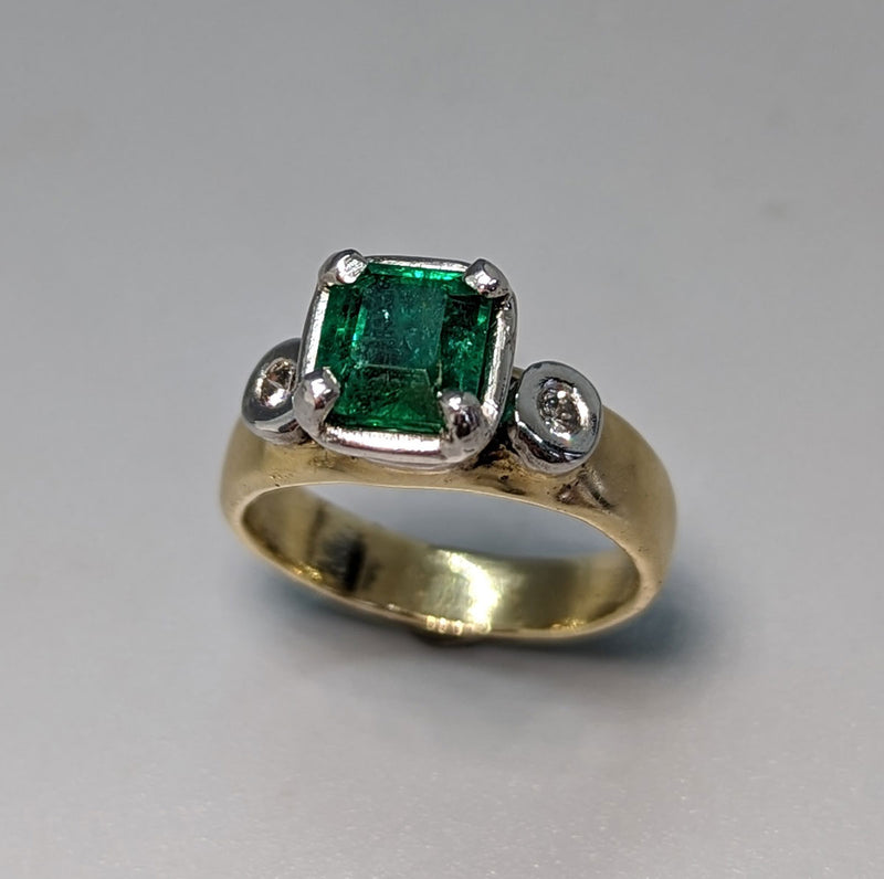 Emerald and Diamonds in Platinum and 14kt Gold Ring