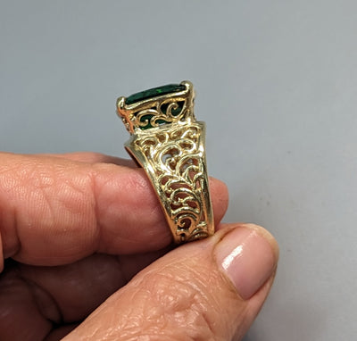 Very Fine Green Tourmaline, 14kt Wide Lacy Band