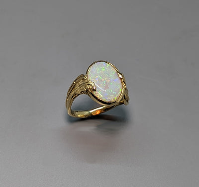 Andamooka opal, 14kt Gold Ring with Leaves