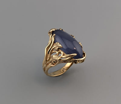 Lavender Chalcedony, 14kt Gold Ring