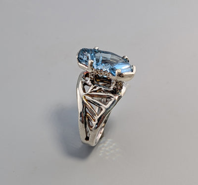 Bernd Munsteiner cut Blue Topaz, Sterling SilverRing