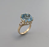 Aquamarine, 14kt Gold Ring with Champagne Diamonds