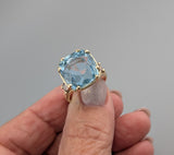 Aquamarine, 14kt Gold Ring with Champagne Diamonds
