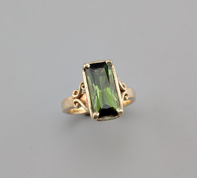 Green Tourmaline, 14kt Gold Ring
