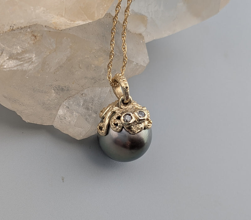 South Seas Pearl, 14kt Gold Octopus Pendant