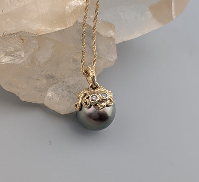 South Seas Pearl, 14kt Gold Octopus Pendant