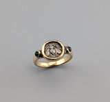 Ancient AR Diobol, Bee, 14kt Gold Ring with Emeralds