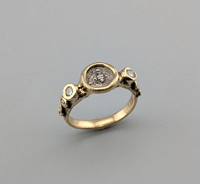 Tiny Ancient AR Tetartemorion, Bee, 14kt Gold Ring with Diamonds
