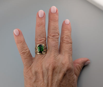 Fine Green Tourmaline, 14kt Gold Lacy Ring