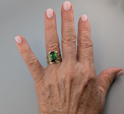 Fine Green Tourmaline, 14kt Gold Lacy Ring