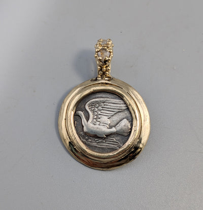 Ancient AR Triobol, Dove, 14kt Gold Pendant