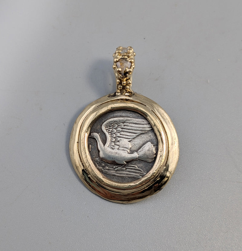 Ancient AR Triobol, Dove, 14kt Gold Pendant