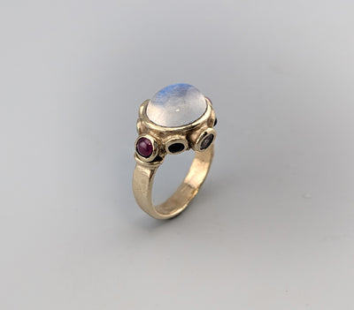 Rainbow Moonstone 14kt Gold Ring