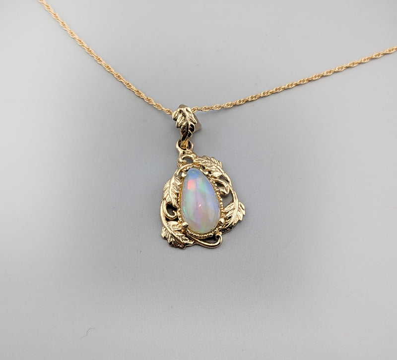 Ethiopian Opal, 14kt Gold Pendant