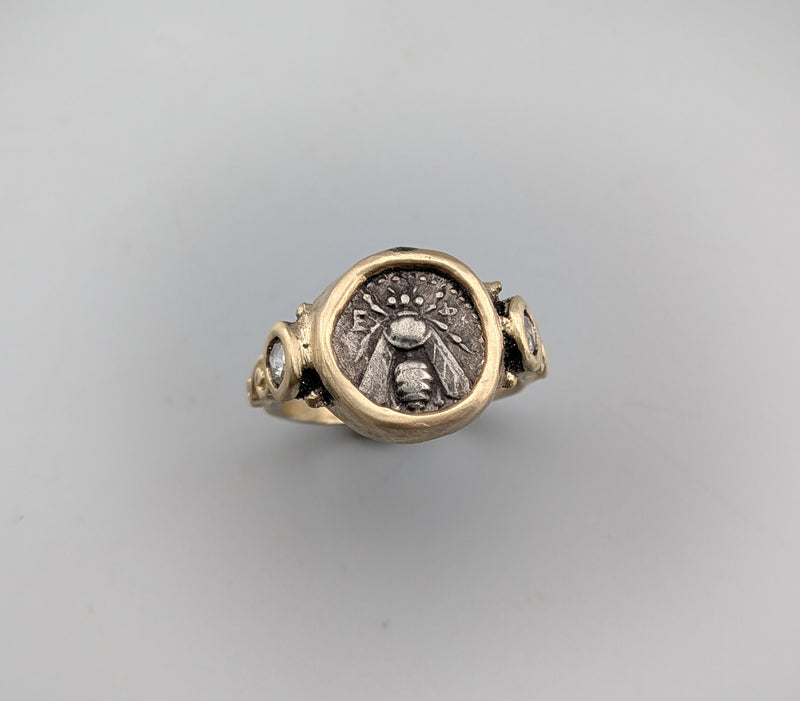 Bee, AR Diobol, 14kt Gold Ring with Rose Cut Diamonds