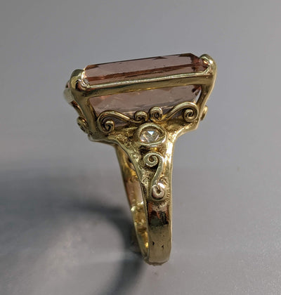Morganite 14kt Gold Ring with Diamonds