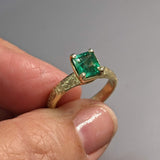 Fine Colombian Emerald, 14kt Gold Ring