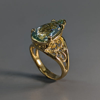 Aquamarine in 14kt Gold Lacy Ring